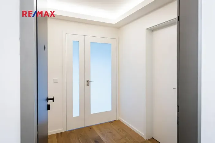 Pronájem bytu 2+kk, Praha - Libeň, Smrčkova, 68 m2