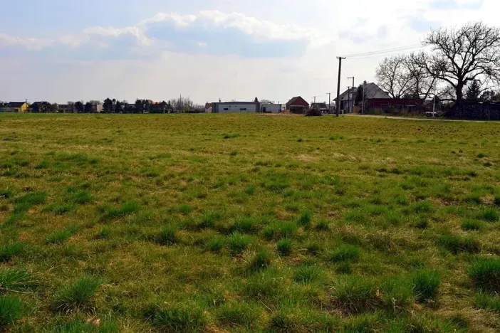 Prodej pozemku pro bydlení, Záříčí, 811 m2