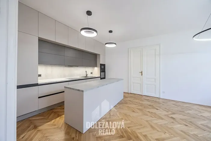 Pronájem bytu 5+kk, Jihlava, třída Legionářů, 122 m2