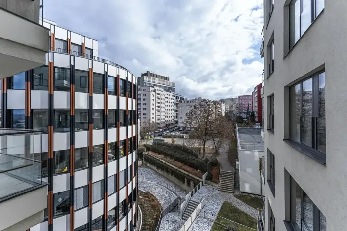 Pronájem bytu 1+kk, Praha - Nusle, Pod Děkankou, 38 m2