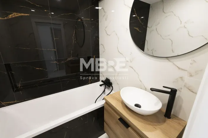 Pronájem bytu 3+1, Orlová - Lutyně, Vnitřní, 71 m2