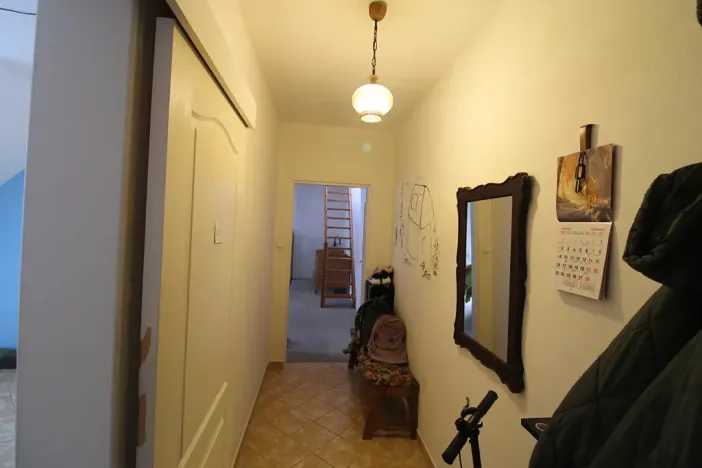 Prodej bytu 2+1, Karlovy Vary, Kolmá, 97 m2