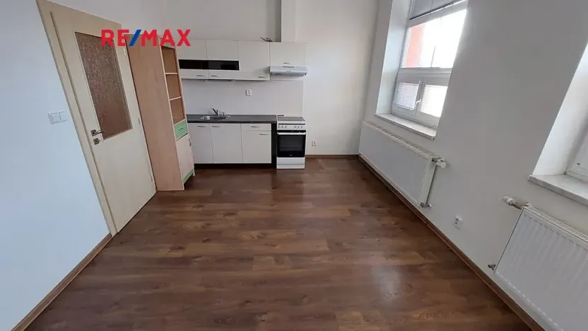 Pronájem bytu 2+kk, Rousínov, 40 m2