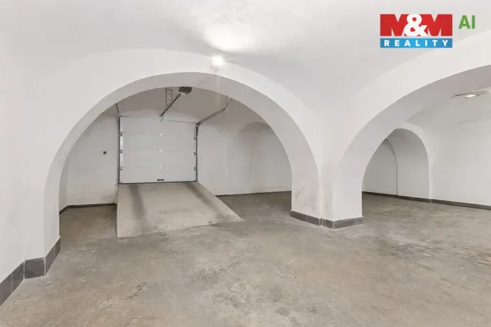 Prodej ubytování, Postoloprty, Wolkerova, 230 m2
