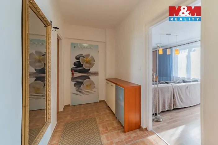 Prodej bytu 3+1, Vojtanov, Nádražní čtvrť, 83 m2