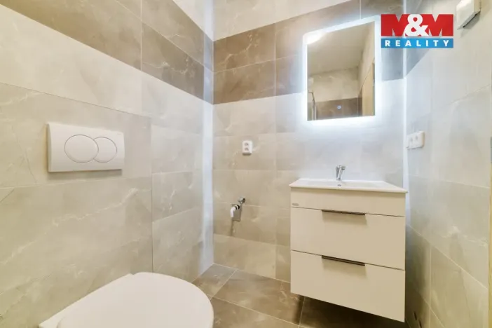 Pronájem bytu 1+kk, Mariánské Lázně, Hlavní třída, 20 m2