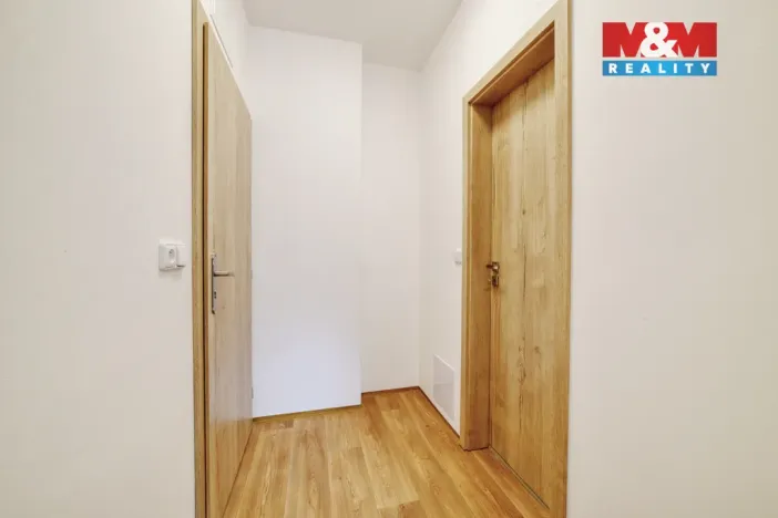Pronájem bytu 1+kk, Mariánské Lázně, Hlavní třída, 20 m2