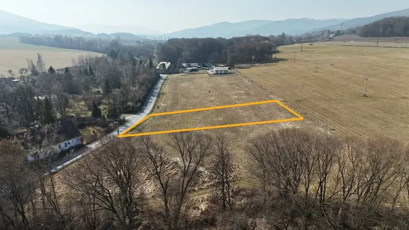 Prodej pozemku pro bydlení, Hradec-Nová Ves, 1614 m2