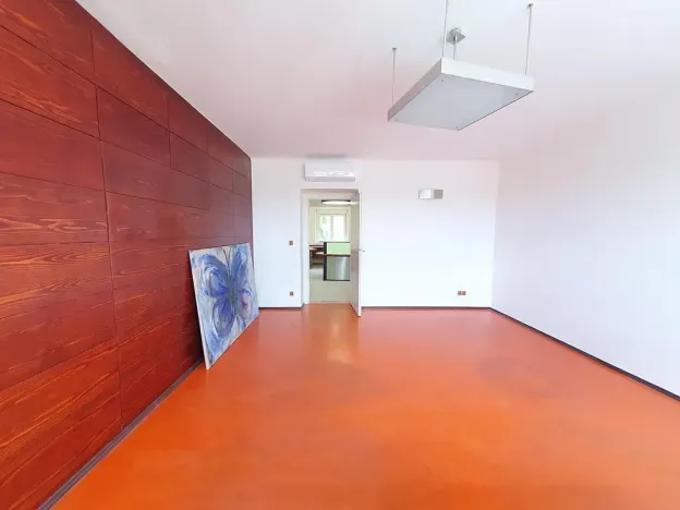 Pronájem kanceláře, Praha - Smíchov, Na Hřebenkách, 200 m2