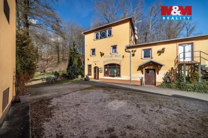 Pronájem restaurace, Domažlice - Dolejší Předměstí, Chrastavická, 300 m2