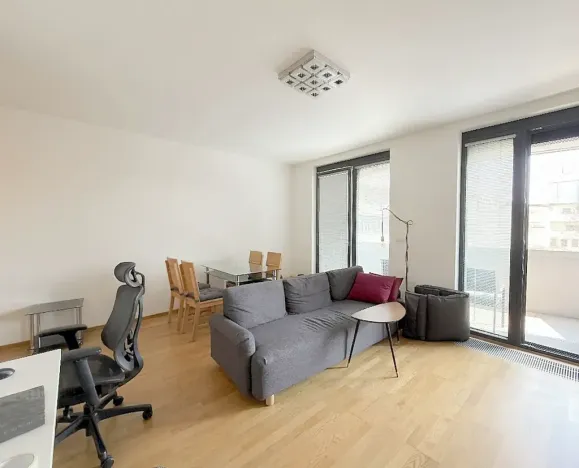 Pronájem bytu 2+kk, Praha - Holešovice, Osadní, 66 m2