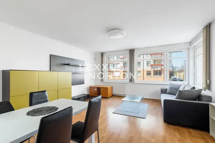 Prodej bytu 1+kk, Praha - Libeň, Nad Okrouhlíkem, 47 m2