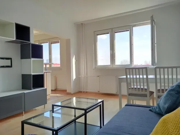 Pronájem bytu 2+1, Praha - Malešice, Počernická, 53 m2