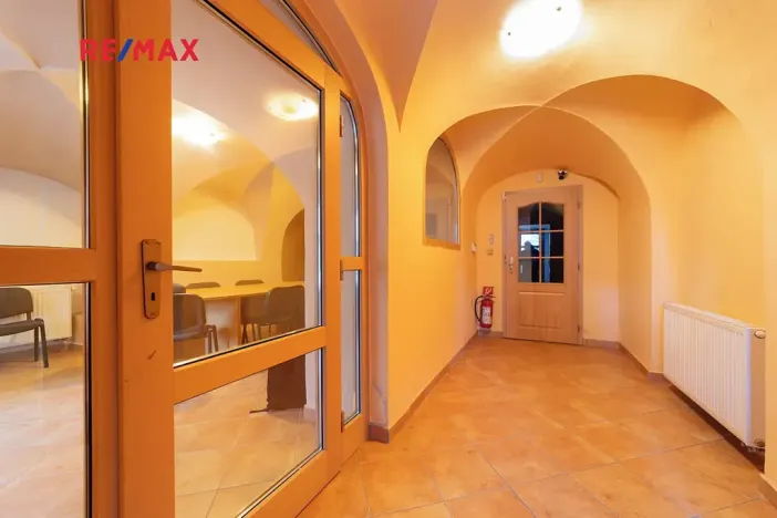 Prodej kanceláře, Šumperk, nám. Míru, 200 m2