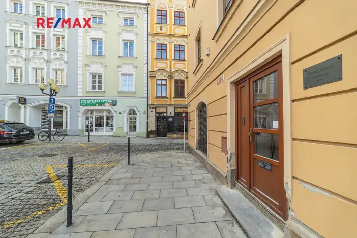 Prodej komerční nemovitosti, Šumperk, nám. Míru, 200 m2