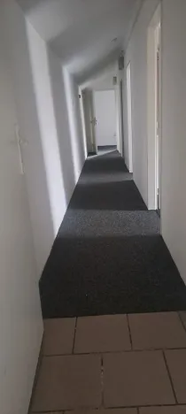 Pronájem kanceláře, Praha - Strašnice, Sečská, 180 m2