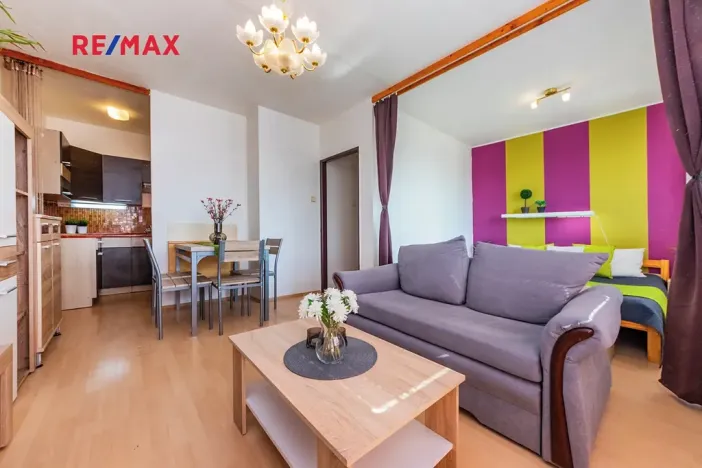 Prodej bytu 1+kk, Praha - Prosek, Vysočanská, 37 m2