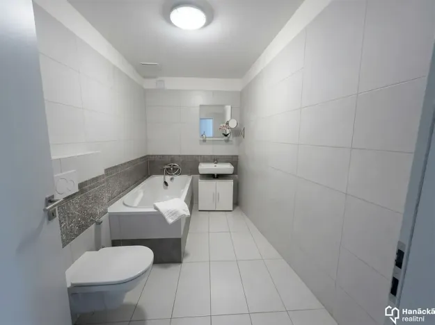 Pronájem bytu 2+kk, Olomouc, Wellnerova, 58 m2