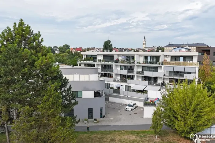 Pronájem bytu 2+kk, Olomouc, Wellnerova, 58 m2