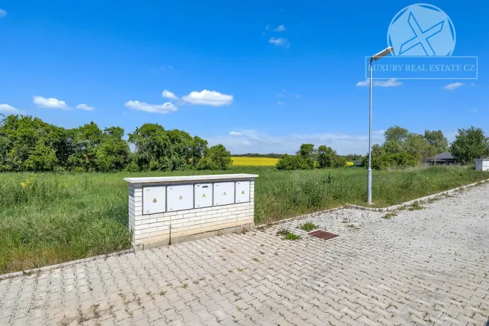 Prodej pozemku, Zlonín, 637 m2