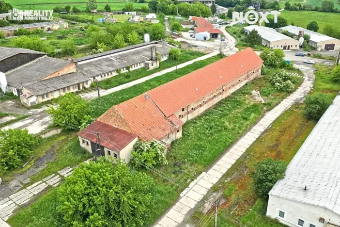 Prodej skladu, Letonice, 1758 m2