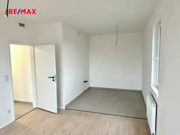 Pronájem bytu 2+kk, Praha - Strašnice, Strančická, 48 m2
