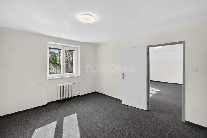 Prodej bytu 2+1, Plzeň, U Školky, 58 m2