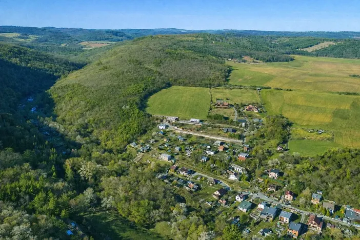 Prodej podílu pozemku, Veverská Bítýška, M. Kudeříkové, 6811 m2