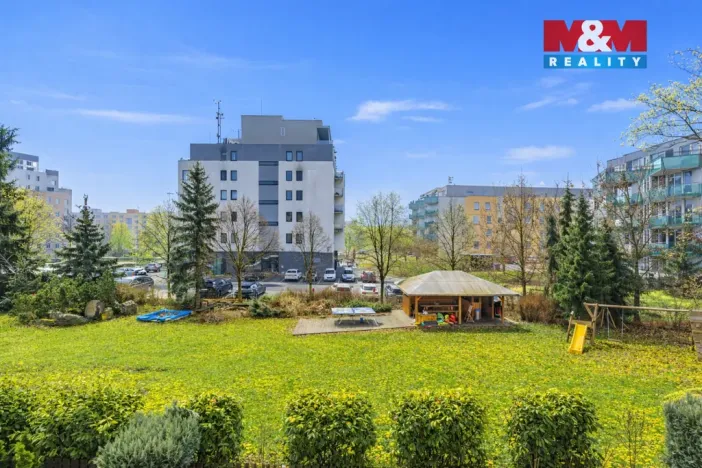 Prodej bytu 2+kk, Hradec Králové, Ve Stromovce, 48 m2