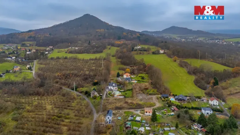 Prodej pozemku pro bydlení, Děčín, V Lukách, 1477 m2