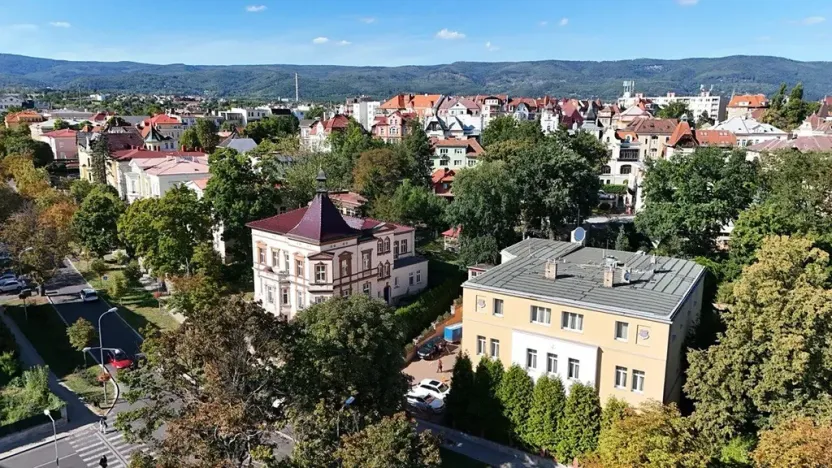 Prodej ubytování, Teplice, Vrchlického, 1500 m2