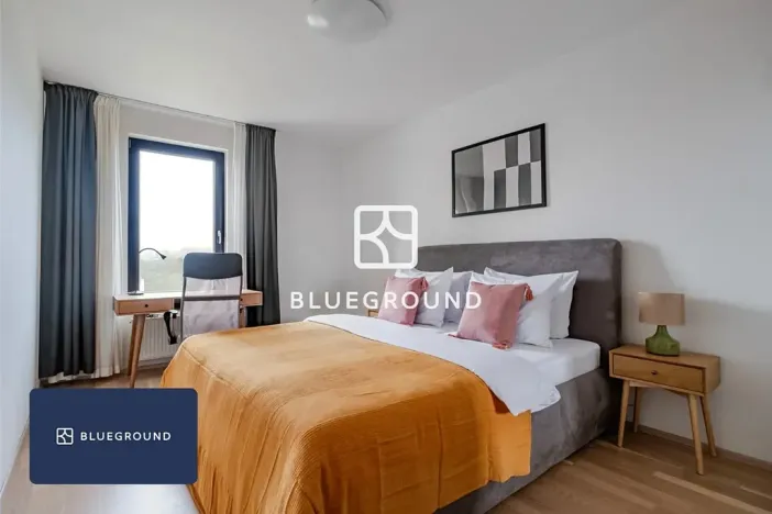 Pronájem bytu 2+kk, Praha - Karlín, Nekvasilova, 56 m2