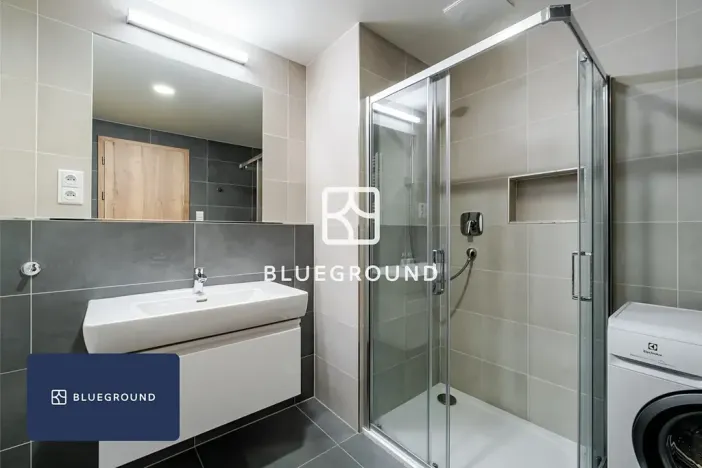 Pronájem bytu 3+kk, Praha - Holešovice, Vrbenského, 63 m2