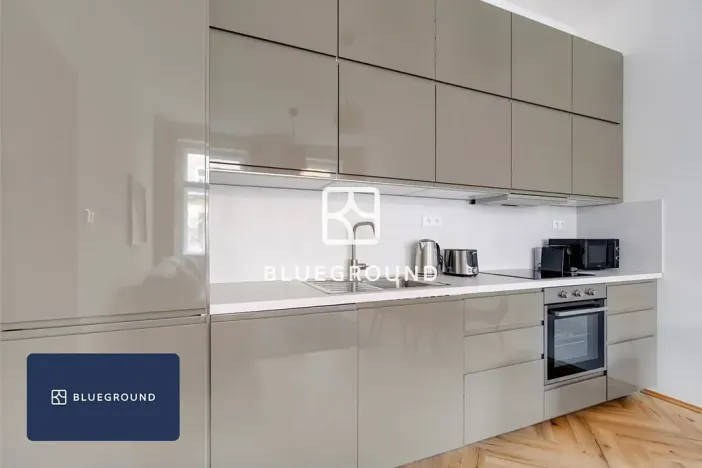 Pronájem bytu 2+kk, Praha - Karlín, Urxova, 50 m2