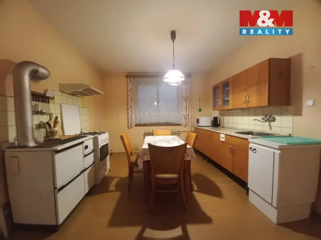 Pronájem rodinného domu, Chrast, K Novému nádraží, 240 m2