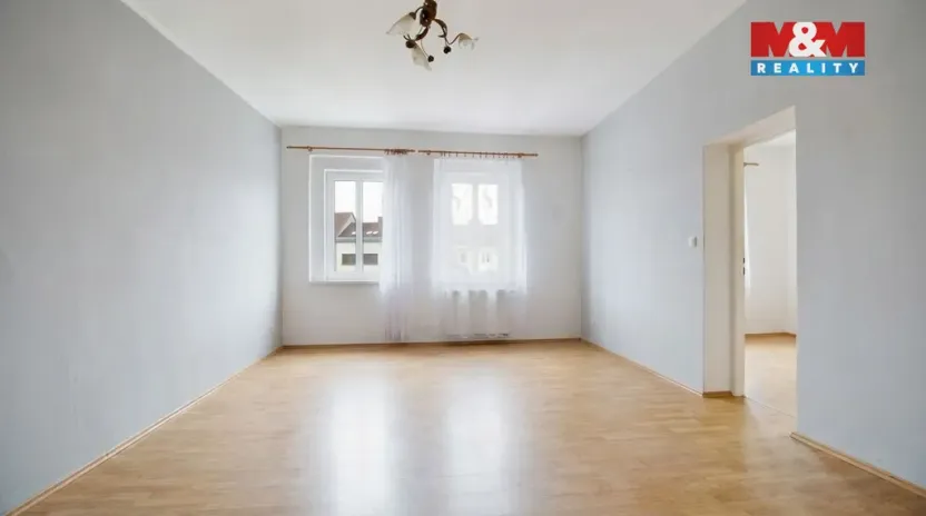 Prodej bytu 2+1, Chabařovice, Husovo náměstí, 88 m2