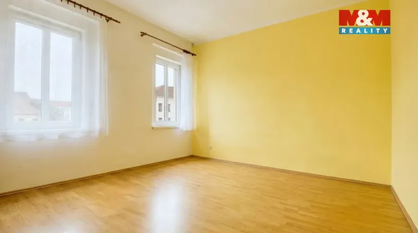 Prodej bytu 2+1, Chabařovice, Husovo náměstí, 88 m2