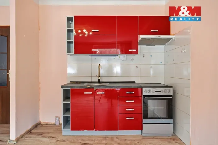 Prodej bytu 1+kk, Ústí nad Labem - Všebořice, Spartakiádní, 31 m2