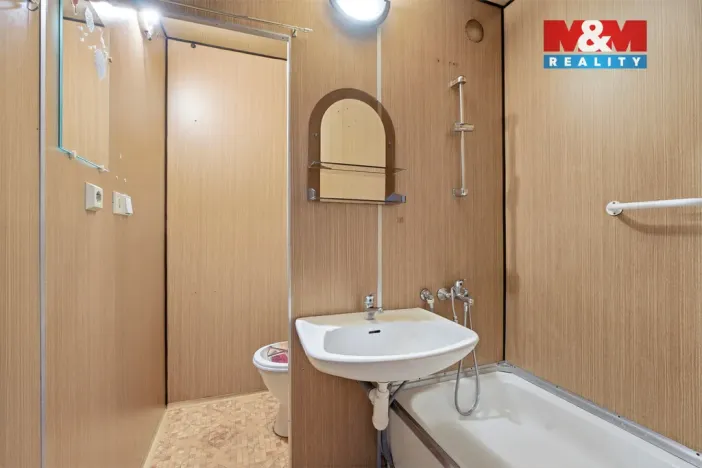 Prodej bytu 1+kk, Ústí nad Labem - Všebořice, Spartakiádní, 31 m2