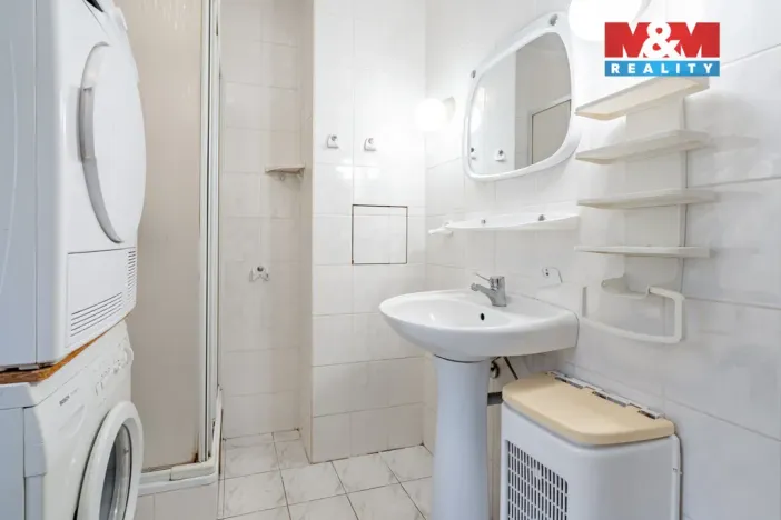 Prodej bytu 3+1, České Budějovice - České Budějovice 3, Neplachova, 72 m2