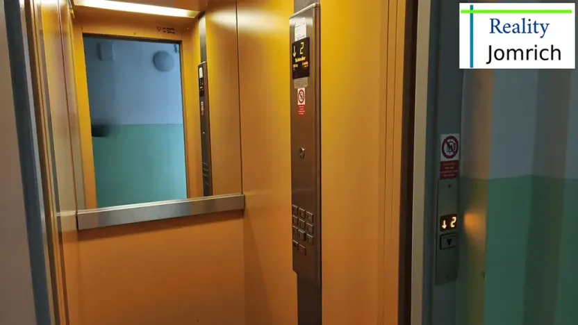 Prodej bytu 2+1, Liberec, Dvorská, 50 m2