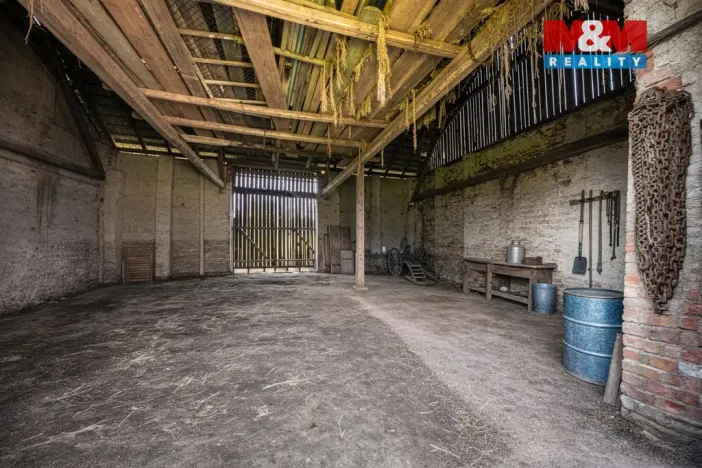 Prodej zemědělské usedlosti, Zásmuky - Nesměň, 161 m2