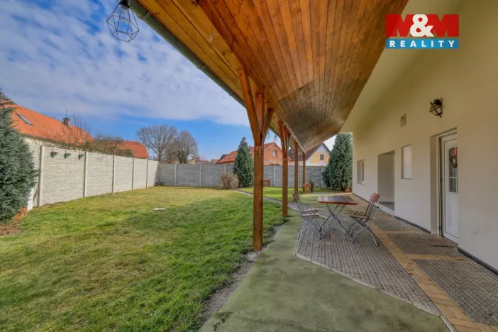 Prodej rodinného domu, Mladý Smolivec, 218 m2