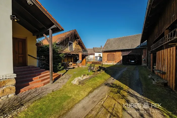 Prodej rodinného domu, Malšice, Lomská, 240 m2