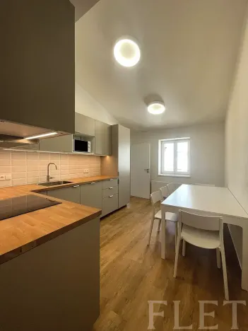 Prodej bytu 3+1, Praha - Libeň, Českomoravská, 110 m2