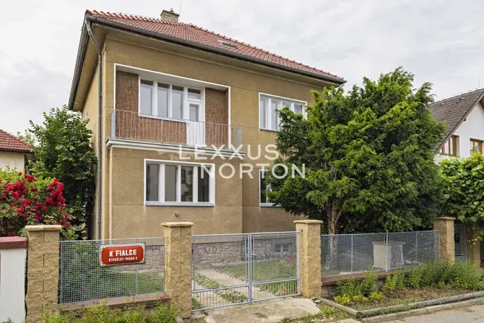 Pronájem rodinného domu, Praha - Stodůlky, K Fialce, 244 m2