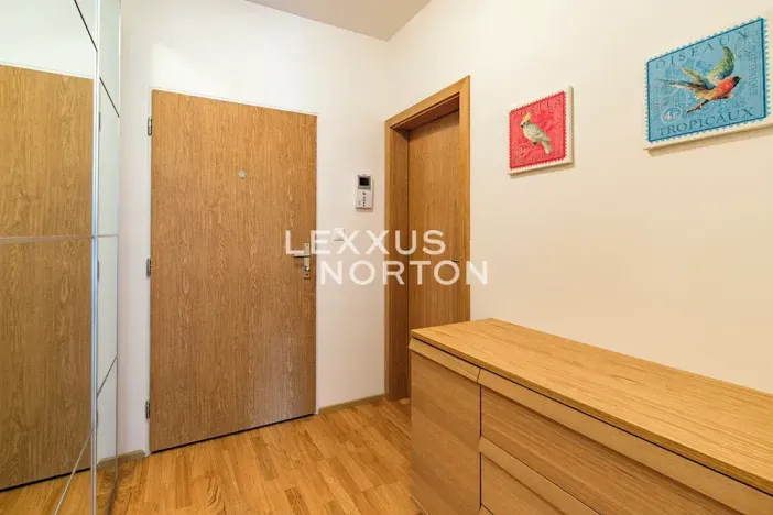 Pronájem bytu 2+kk, Praha - Veleslavín, Pod dvorem, 37 m2