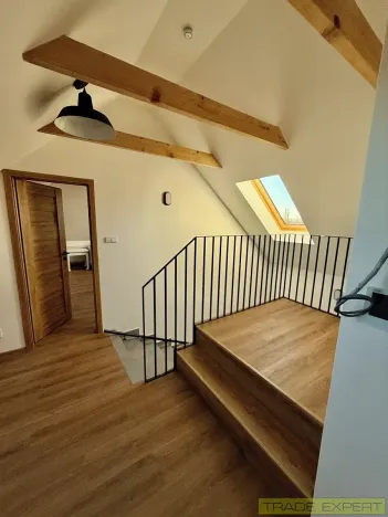 Prodej bytu 2+kk, Otmíče, 81 m2