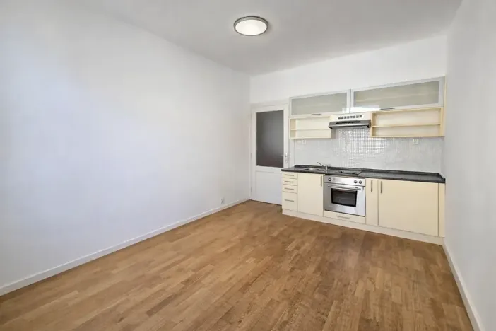 Pronájem bytu 2+kk, Praha - Vršovice, Slovinská, 43 m2