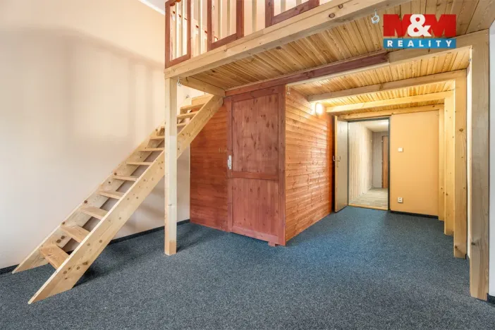 Prodej bytu 3+1, Desná - Desná II, Krkonošská, 101 m2